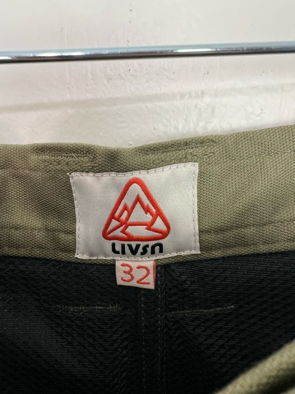 NWT Livsn Flex Canvas Shorts Olive Green Men's Size 32 Waist zq - Picture 2 of 6